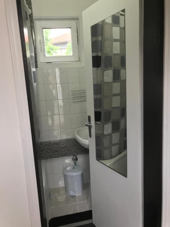 Apartman White River Сараево Екстериор снимка